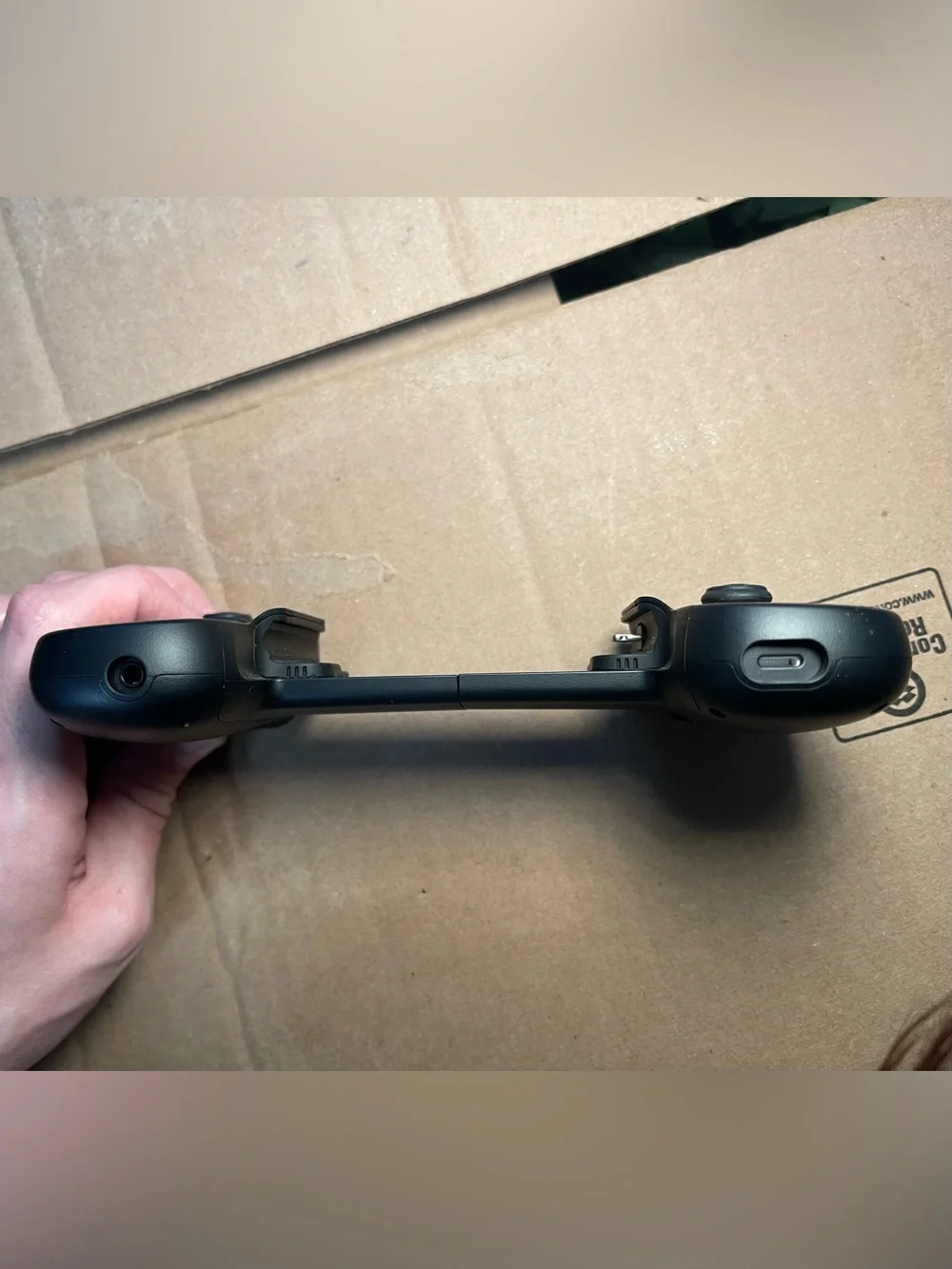 Black Mobile Gaming Controller — Expandable Bluetooth Gamepad